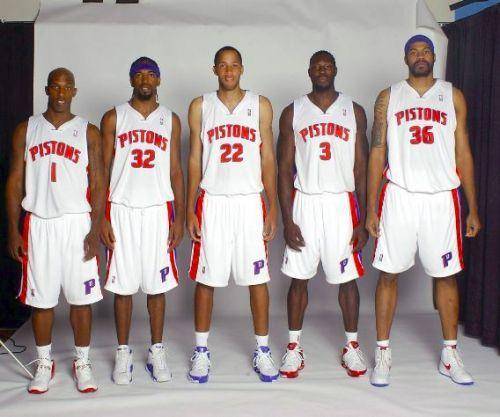 马刺主帅：文班愿根据比赛需求去打球；SGA单防根本防不住（马刺主帅：文班乐于配合战术需要；SGA靠单防很难限制）