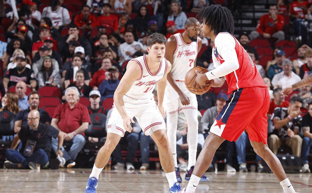 取胜之匙？哈特首发以来尼克斯战绩8胜1负 净效率值+15.1联盟最高（哈特首发激活尼克斯：8胜1负，净效率+15.1联盟第一）