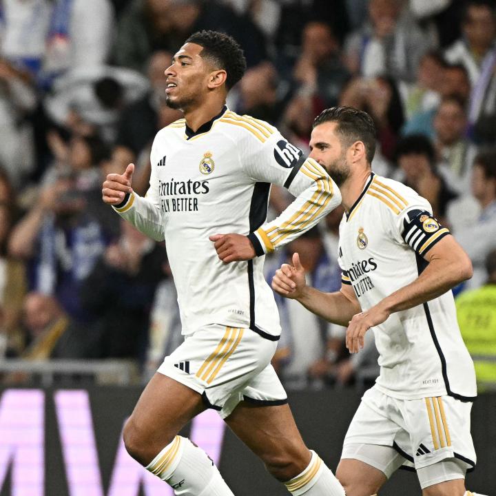 辽宁铁人祝贺重庆铜梁龙冲超：敢打敢拼，晋级中超实至名归（辽宁铁人致贺重庆铜梁龙升入中超：敢打硬仗，当之无愧）