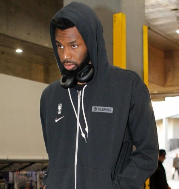 会师美职联决赛，梅西过往面对穆勒3胜7负处于下风（梅西与穆勒会师美职联决赛：过往交手3胜7负，梅西不占优）