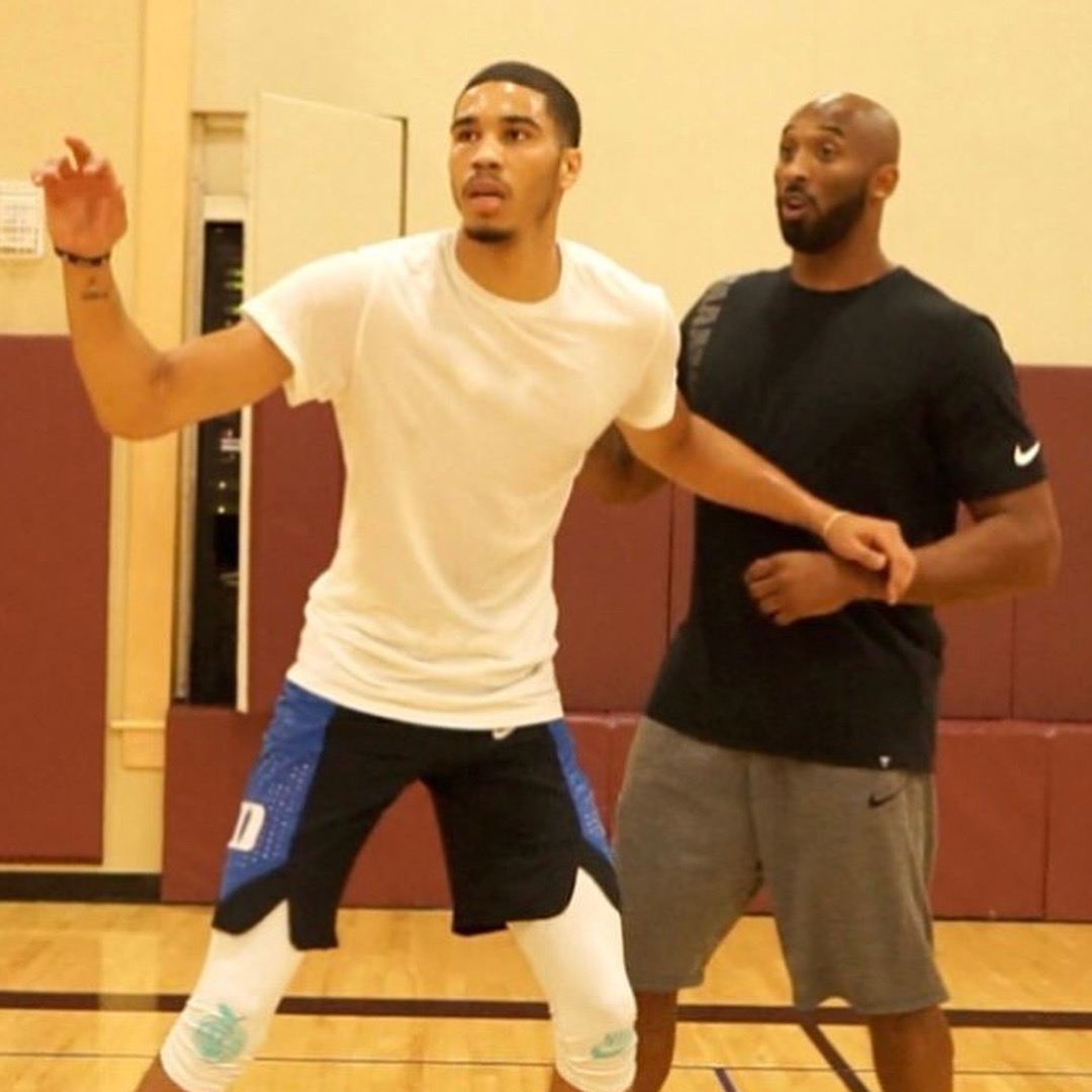 查克解析 ｜ 逐帧拆解：伦纳德技术细节解析，41分赛季最佳单场表现（查克逐帧解读：伦纳德41分赛季巅峰战的技术细节）