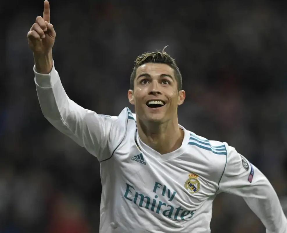 送出助攻，伊尔迪兹当选尤文vs帕福斯全场最佳球员（贡献助攻，伊尔迪兹荣膺尤文对帕福斯全场最佳）