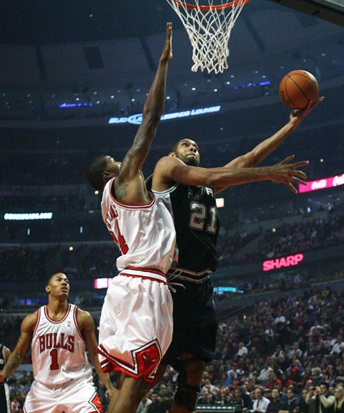 椰子：踢后卫让库普恢复信心；DV9受伤是戴维和奥蓬达的机会（椰子：改踢后卫助库普重拾信心，DV9伤缺为戴维与奥蓬达带来良机）