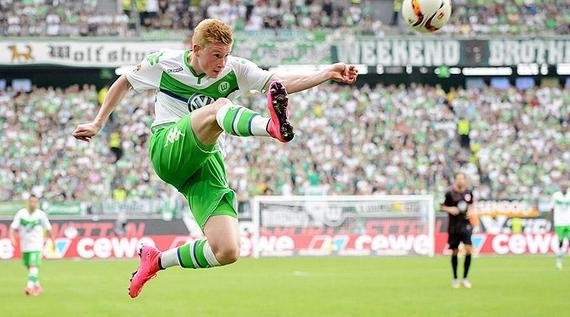 鲁尼：我不太喜欢吃烤肉，宁可吃火腿、鸡蛋和薯条（鲁尼：烤肉不对胃口，我更偏爱火腿、鸡蛋和薯条）